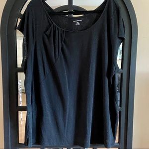 EUC LANE BRYANT LINEN-BLEND SHIMMER TEE